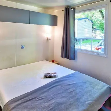 Кемпинг Mobil-home Confortable Avec Terrasse - 3 Pers. - Api-1-52-2180