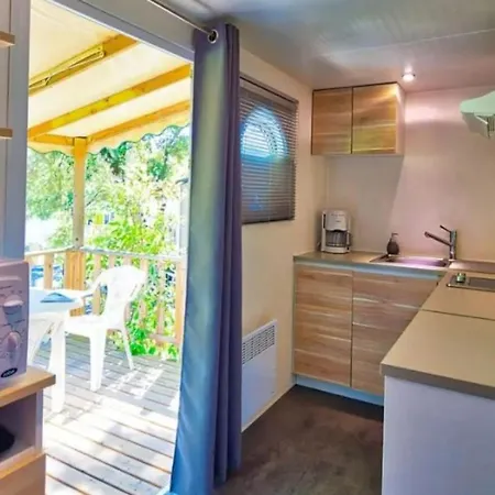 Mobil-home Confortable Avec Terrasse - 3 Pers. - Api-1-52-2180 Кемпинг *